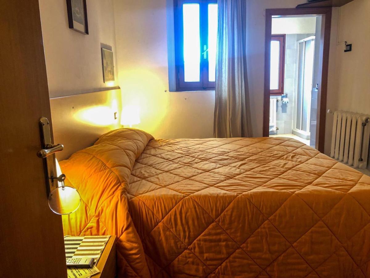 Albergo Ristorante La Torretta Castiglione dei Pepoli Εξωτερικό φωτογραφία