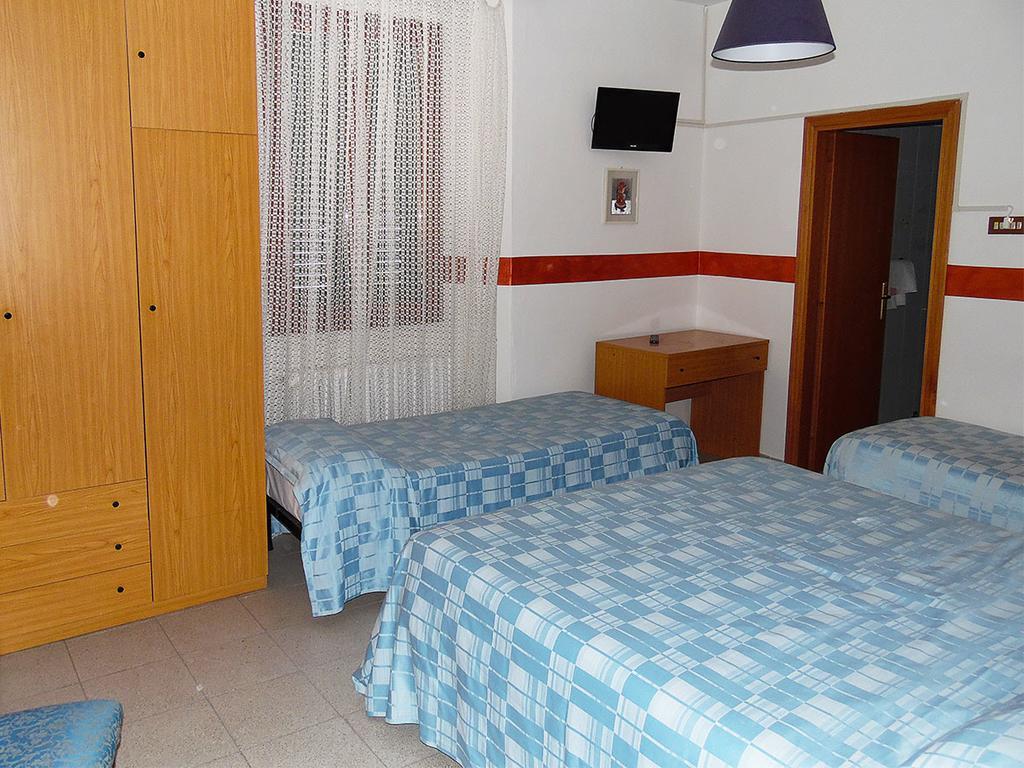 Albergo Ristorante La Torretta Castiglione dei Pepoli Δωμάτιο φωτογραφία